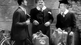 A Chump At Oxford with Laurel and Hardy