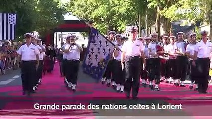 Parade géante pour le 48e Festival interceltique de Lorient