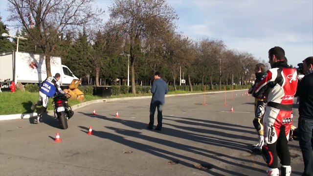 La Minute Moto et Motards Le nouveau permis moto est il plus difficile ?