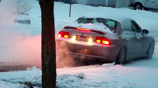 Greenfield Ohio Ghetto Ice Storm How To Destroy Lincoln LS Stuck In The Snow. Angry Neighb