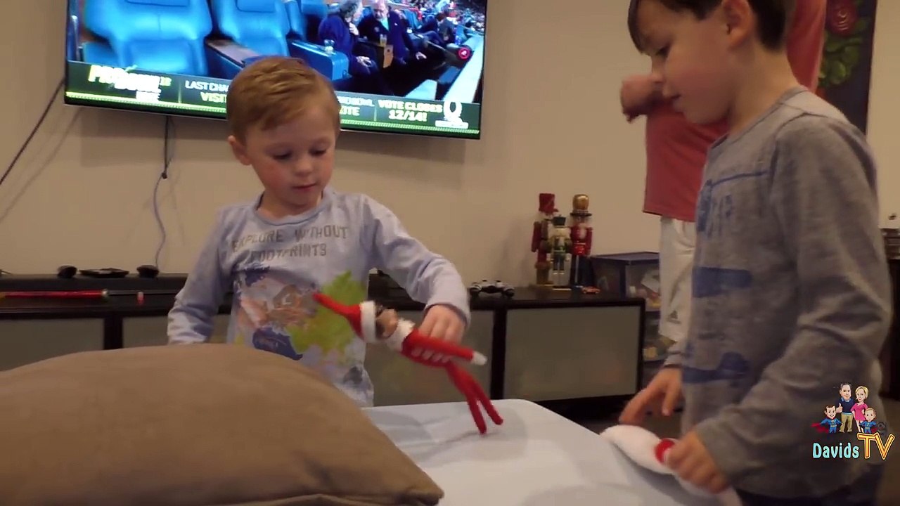 Our Elf on the Shelf Broke His Leg + Worlds Smallest Fidget Spinner | DavidsTV