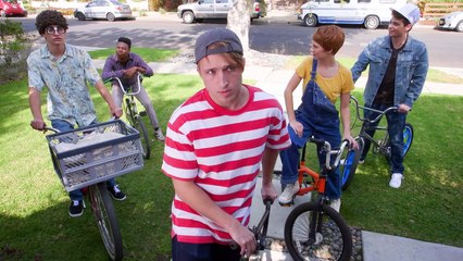 E.T. Extras Terrestrial