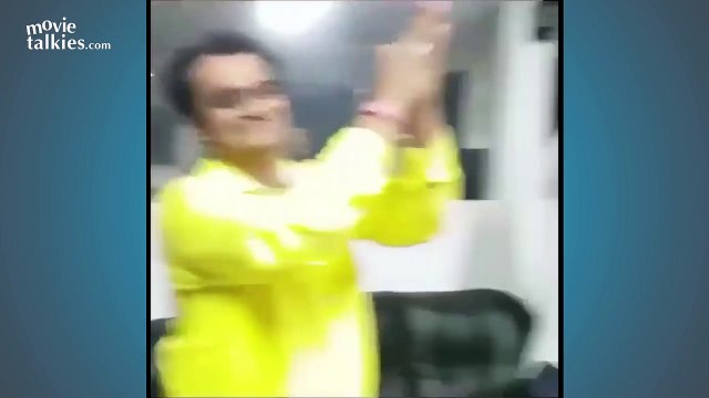 Salman Khan & Shahrukh Khan Celebrates Sunil Grover’s Birthday on Dus Ka Dum Show