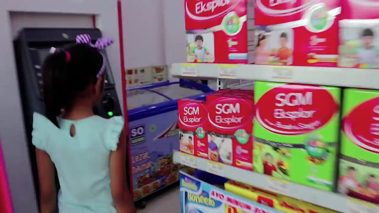 Makan Es Krim Abis Gymnastic | Enaaaakkkkk Banget!!