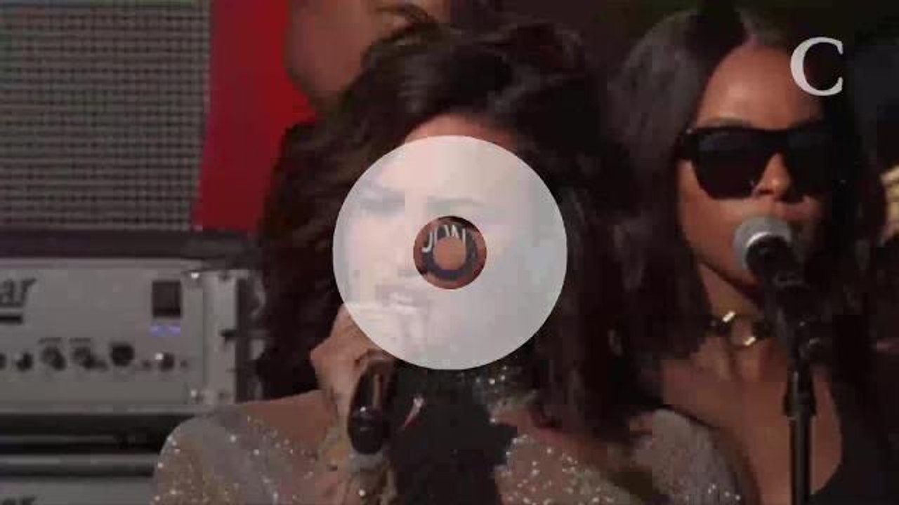 "Je continuerai à me battre" : Demi Lovato sort de son silence et parle de son overdose pour la première fois