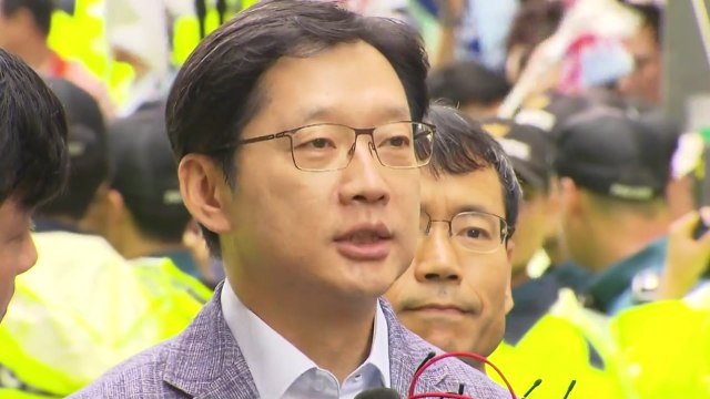 김경수 경남지사, 피의자 신분 특검 출석 / YTN