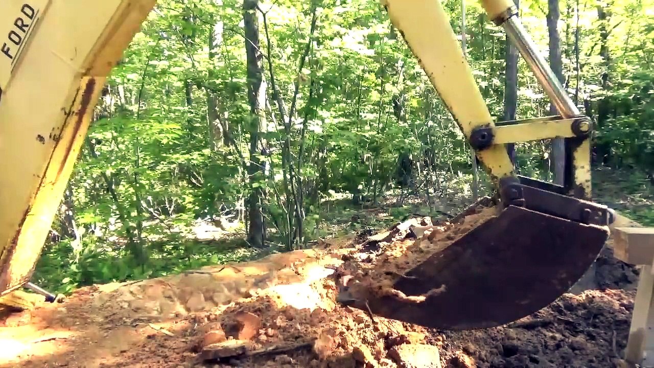 WARNING: Long Video of digging wire to the solar kiln. 1 1/2 hours.