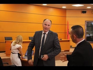Ora News - Kalon vetingun Prokurori i Prokurorisë së Apelit Shkodër, Arben Dollapaj