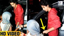 Shah Rukh's Son Aryan Khan Sweetly Gives Money To A Poor Kid