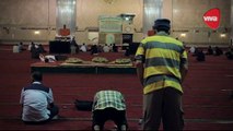 Salat di Mana Istiqlal, Masjid Terbesar di Asia Tenggara