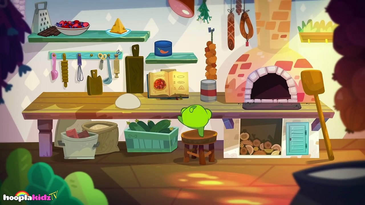 Om Nom Stories TASTY PIZZA TIME | Video Blog | Funny Animal Cartoons for Children | Hoopla