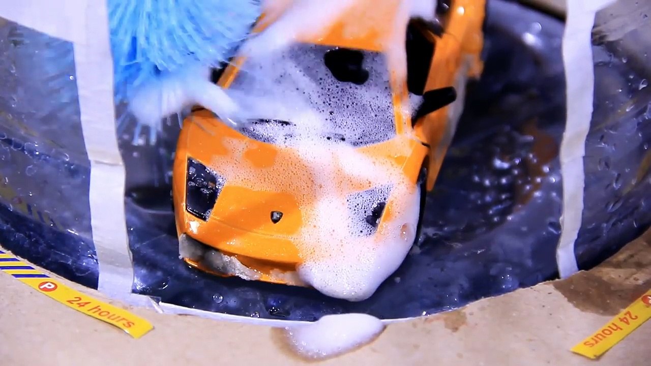 Kids video about cars in the mud & CAR WASH for Children