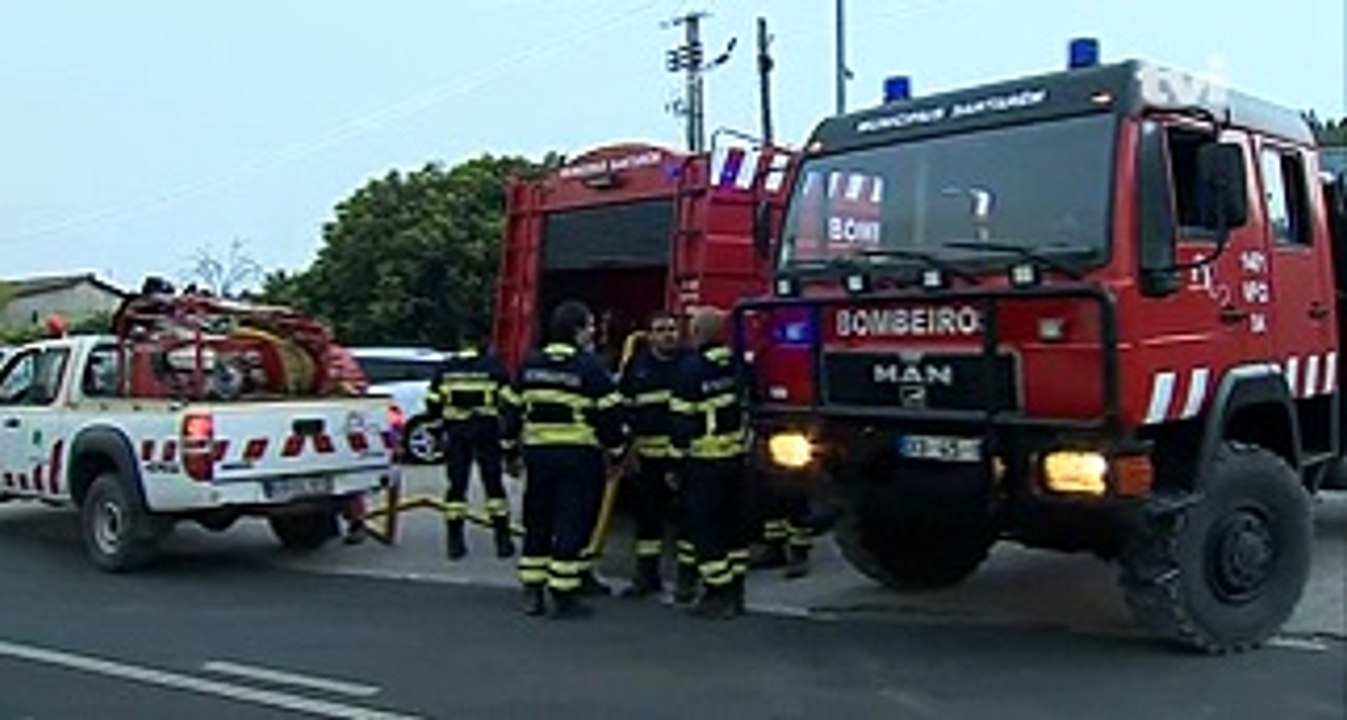 Incêndio de Alcanede chegou a ameaçar habitações