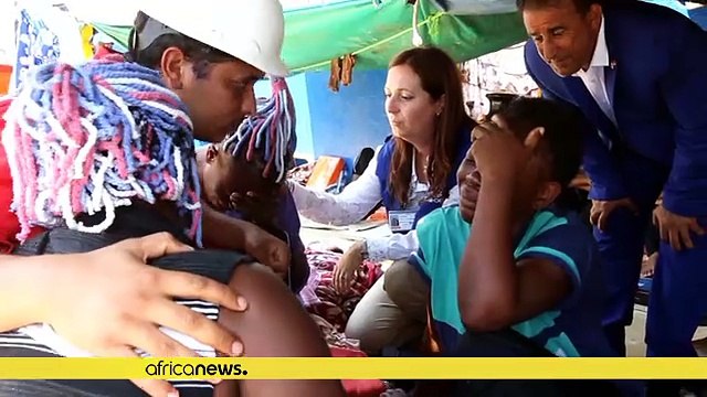 Migrants who were stranded at sea for over two weeks received in Tunisia [No Comment]