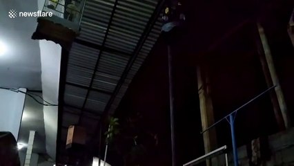 Scary moment earthquake rattles home in Bali