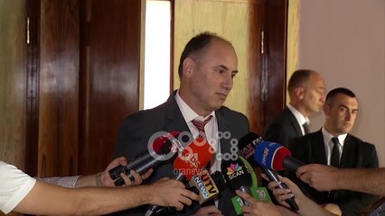 Ora News - Kalon vetingun Prokurori i Prokurorisë së Apelit Shkodër, Arben Dollapaj