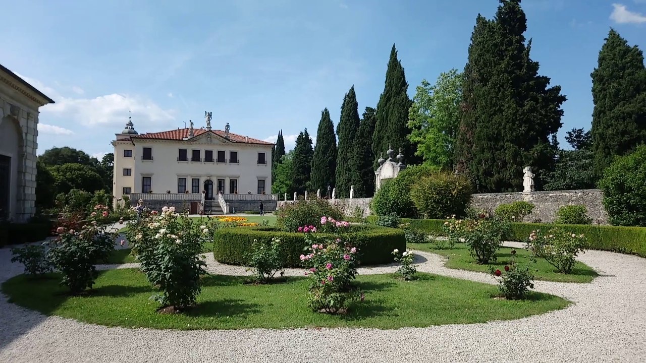 LEYENDA DE LA VILLA DE LOS ENANOS