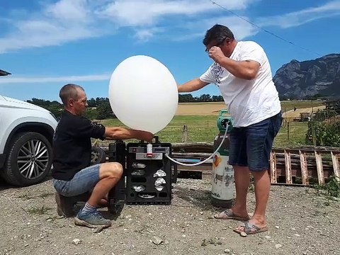 Combe de Savoie : des ballons contre la grêle