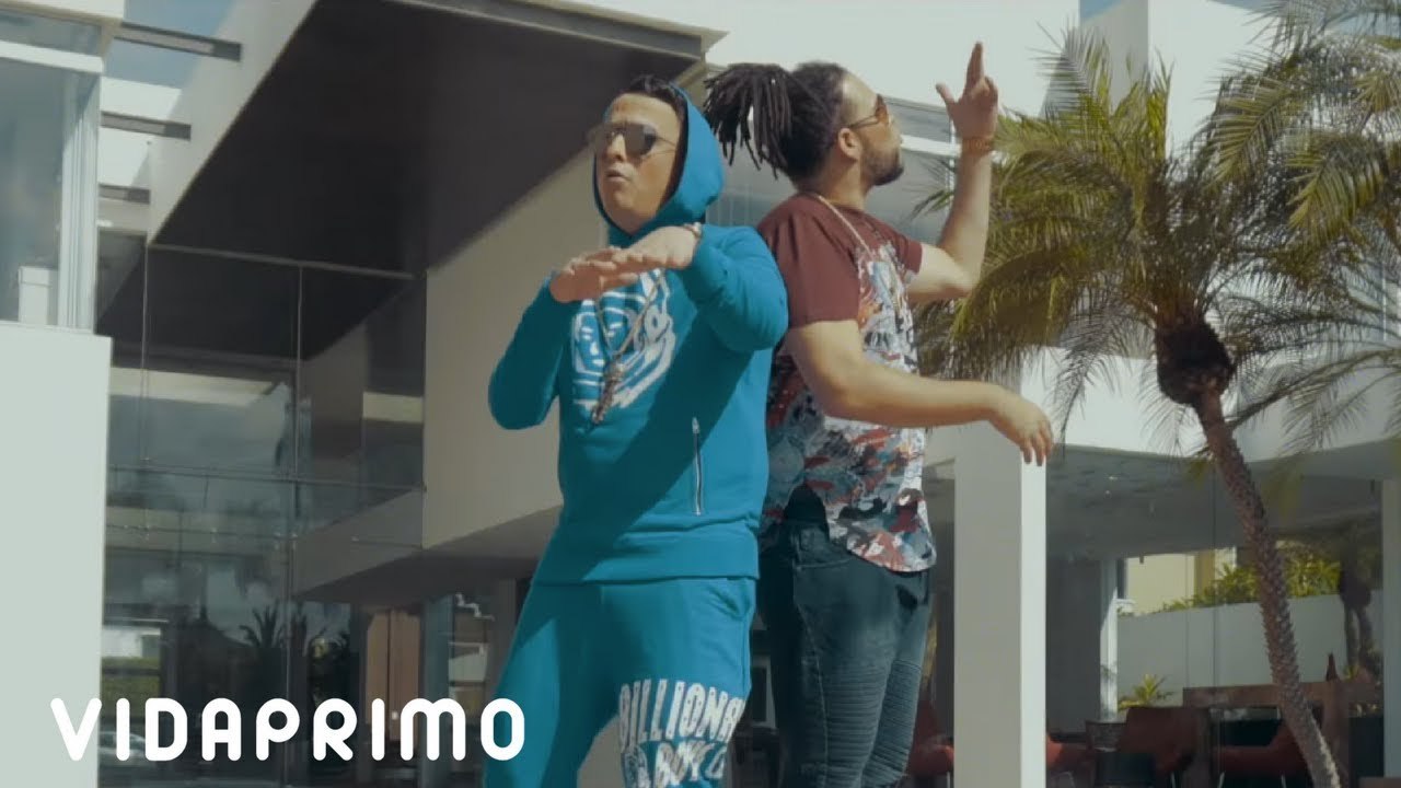 Jking y Maximan - Loco Por Verla [Official Video]