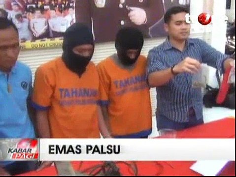Dua Pembuat Emas Palsu Dibekuk Polisi