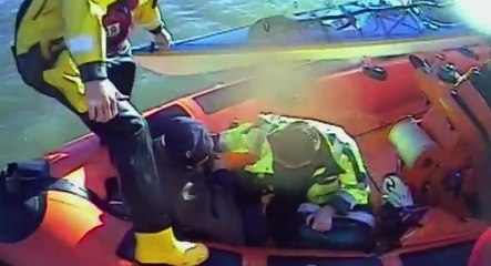 Saving Lives at Sea S02  E02 E 2 - Part 02