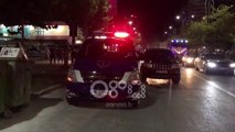 Ora News - Të shtëna me armë zjarri mes një zone të banuar në Vlorë, objektiv një makinë