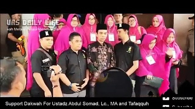 MASHAALLAH !! Kedatangan Ustadz Abdul Somad di Kab. Kepulauan Anambas disambut bagai Wakil Presiden
