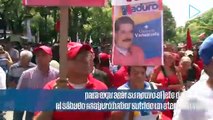 Miles de personas marchan en Caracas en apoyo a Maduro tras atentado