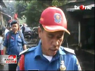 Tiga Bangunan di Ciracas Ludes Dilalap Api