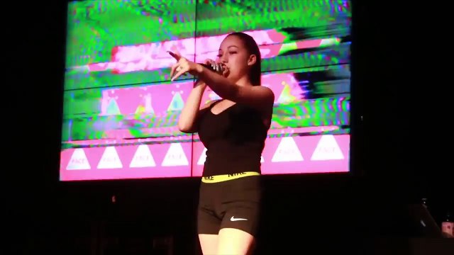 NBA Youngboy Caught Kissing A Man & Says He’s Dying Before Christmas | Hollywoodlife