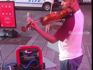 Quand la musique de rue fait danser inopinément