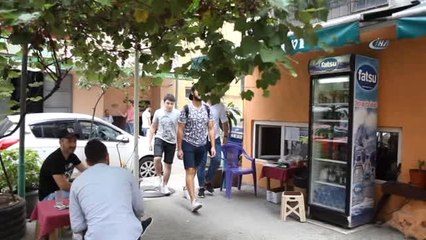Yerde Buldukları Cüzdanın Sahibini Sosyal Medyada Buldular