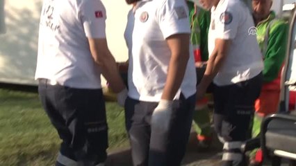 Midibüs Devrildi: 4 Yaralı