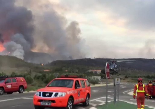 Thousands Evacuated as Firefighters Tackle Multiple Forest Fires in Valencia, Spain
