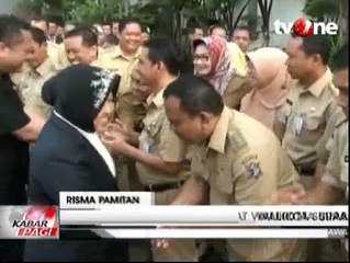 Risma Pamitan ke Pegawai Pemkot Surabaya