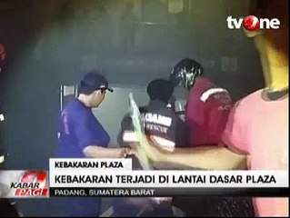 Gedung Plaza Andalas di Padang Terbakar