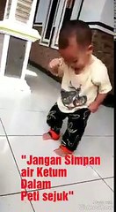 Mak bapak jangan simpan air ketum dalam peti sejuk. Bahaya bila anak minum. 