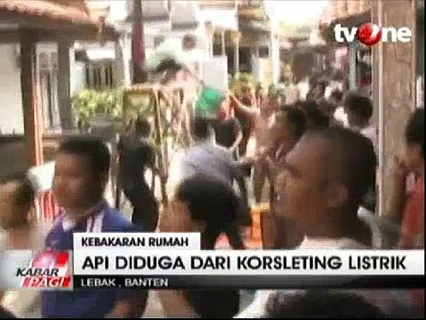 Korsleting Listrik Sebabkan Rumah Warga Terbakar