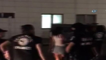 İstanbul'da Yakalanan Suç Örgütü Üyeleri Kapıkule'de Bulgar Polisine Teslim Edildi