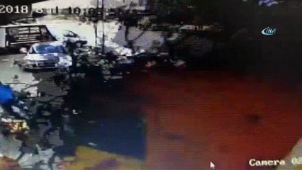 Başakşehir'de hafriyat kamyonu dehşeti kamerada