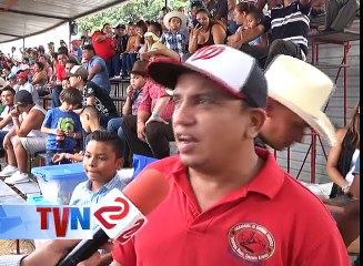 Las  tradiciones taurinas no pueden faltar  en estós días de Agosto en la capital, y en la  Barrera de Toros situada frente a la Laguna de  Tiscapa muchos disfr