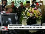 Pemakaman Jenazah Adnan Buyung Diiringi Upacara Militer