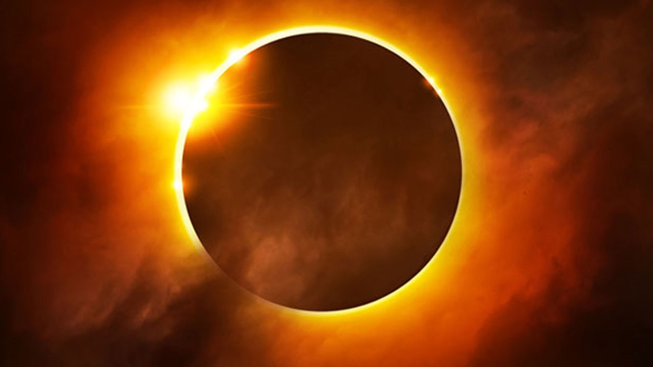 ಆಗಸ್ಟ್ 11 ಸೂರ್ಯ ಗ್ರಹಣ | ಎಲ್ಲೆಲ್ಲಿ ಗೋಚರ? ಯಾರಿಗೆ ಯಾವ ಫಲ?  | Oneindia Kannada