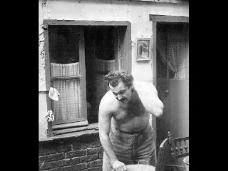 Brassens - Avoir 1 bon copain