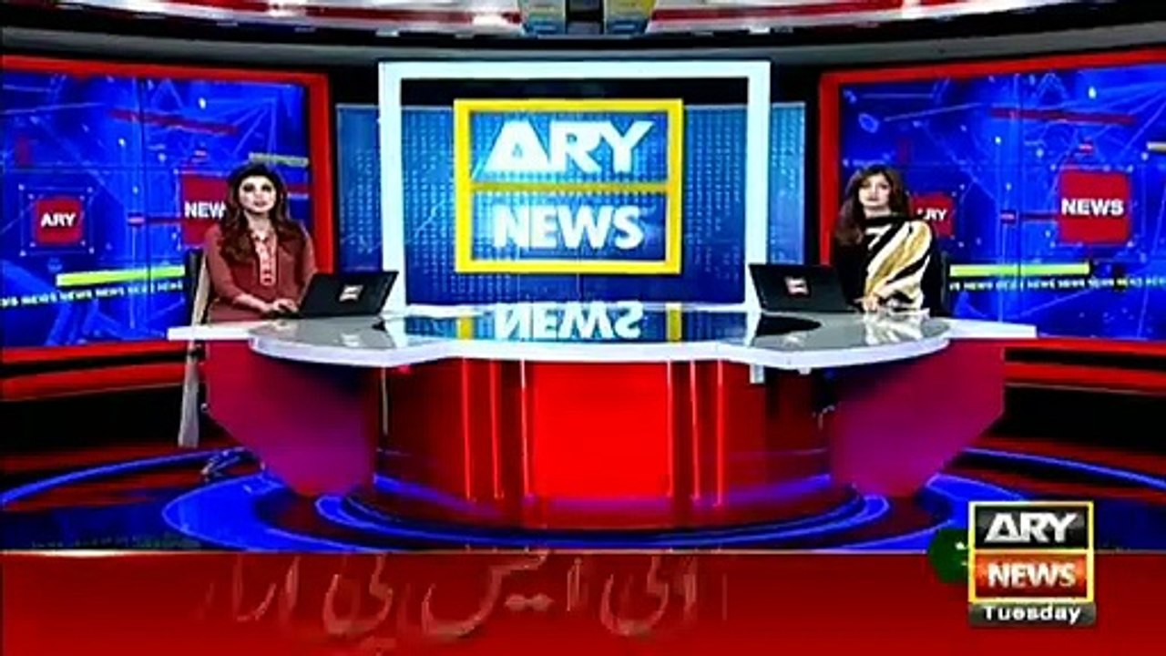 Atif Aslam receives flak for singing Bollywood song during Azadi parade