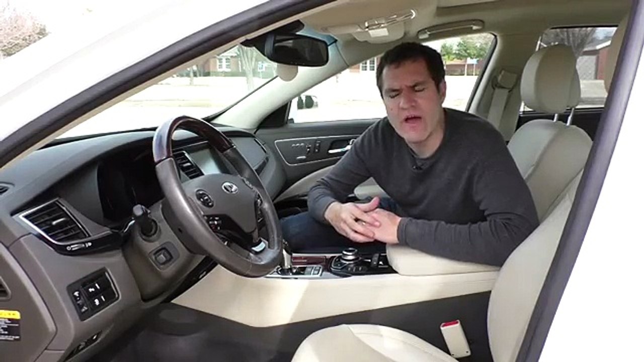 The Kia K900 Is an Unknown $60,000 Luxury Sedan