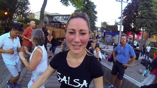 Amazing Virtual Salsa Girl