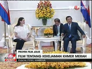 Angelina Jolie Bertemu PM Kamboja Bahas Proyek Film