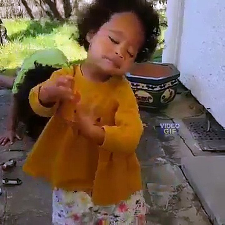 اللهم نص روقان البنوته دى 