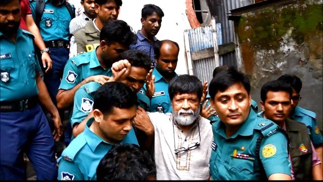 Bangladesh criticised for student and media crackdown